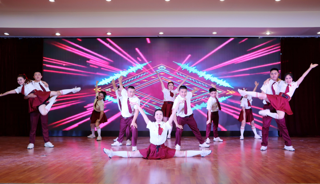 7-.“奋进新时代·喜迎二十大”职工风范大赛.png