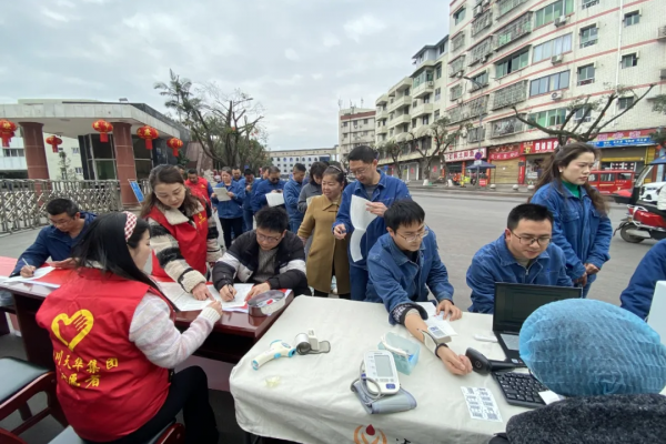 爱心“注”力  热血“续航”：集团员工无偿献血显继续